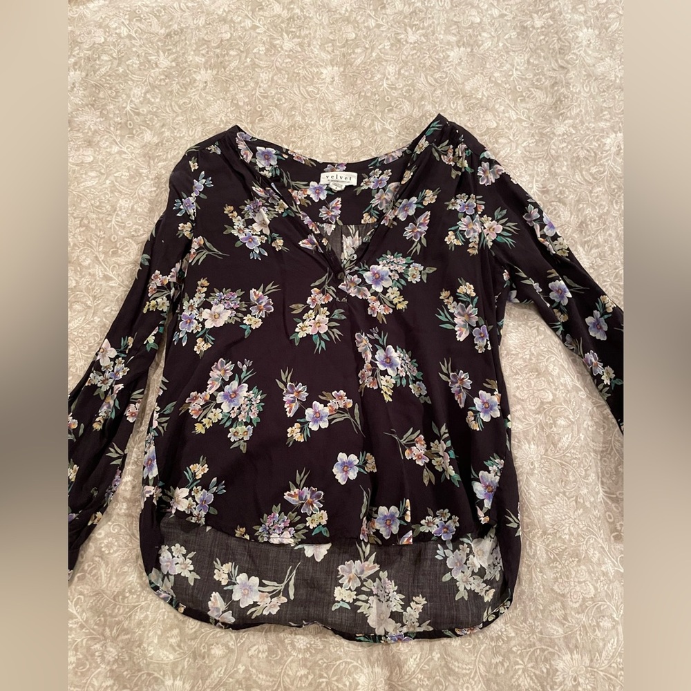 Velvet Graham Floral Black Women's blouse size small